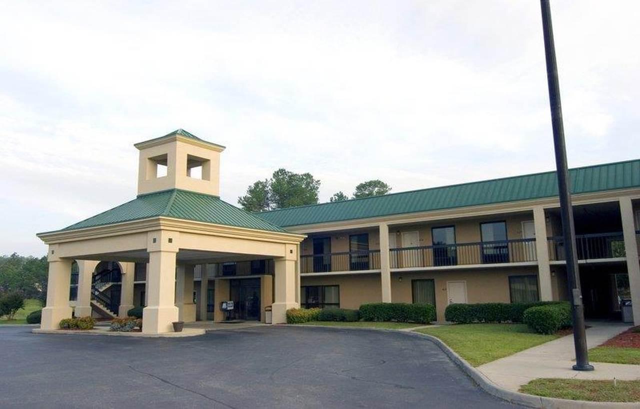 Best Western Emporia Exterior photo