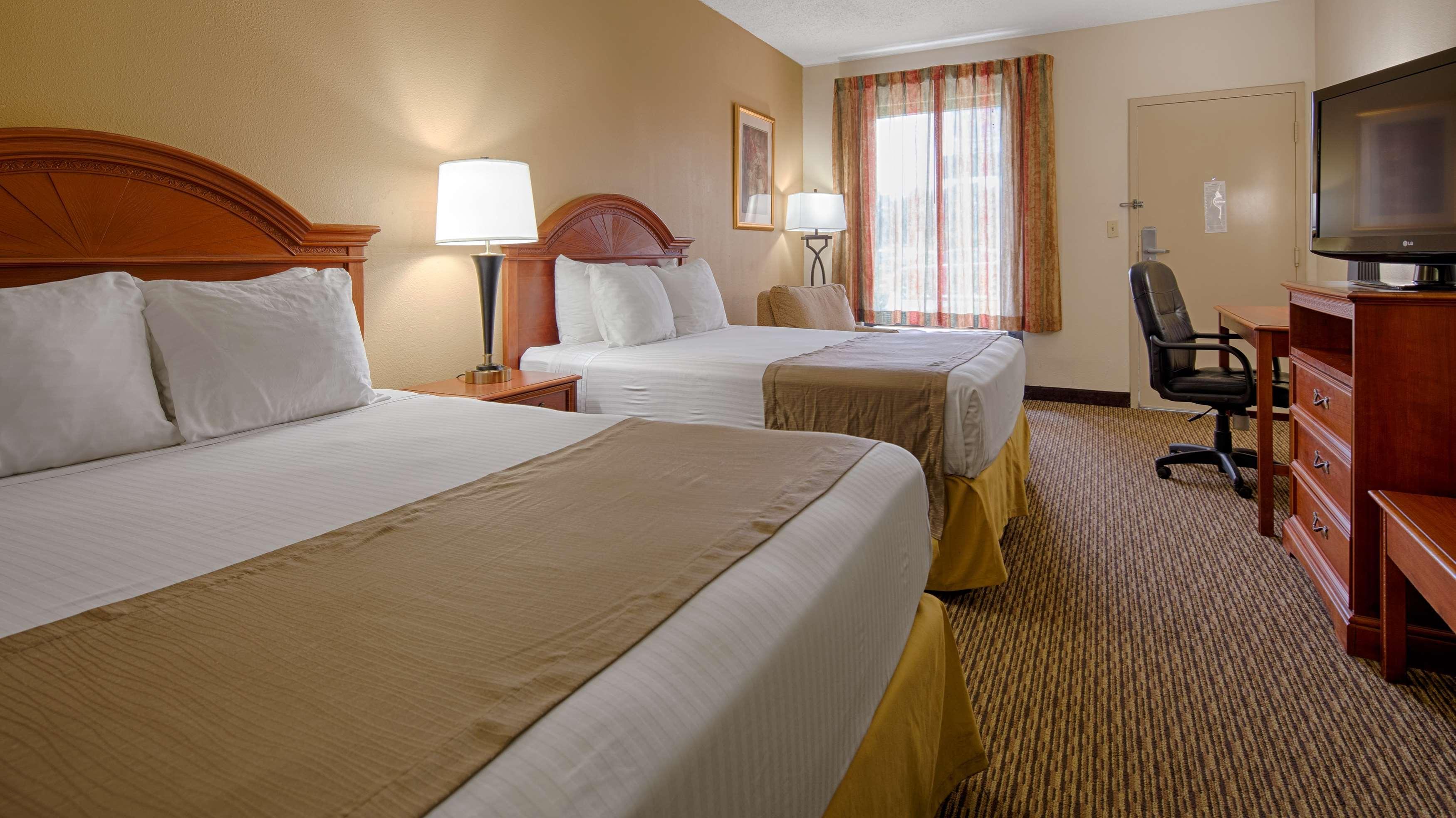 Best Western Emporia Exterior photo