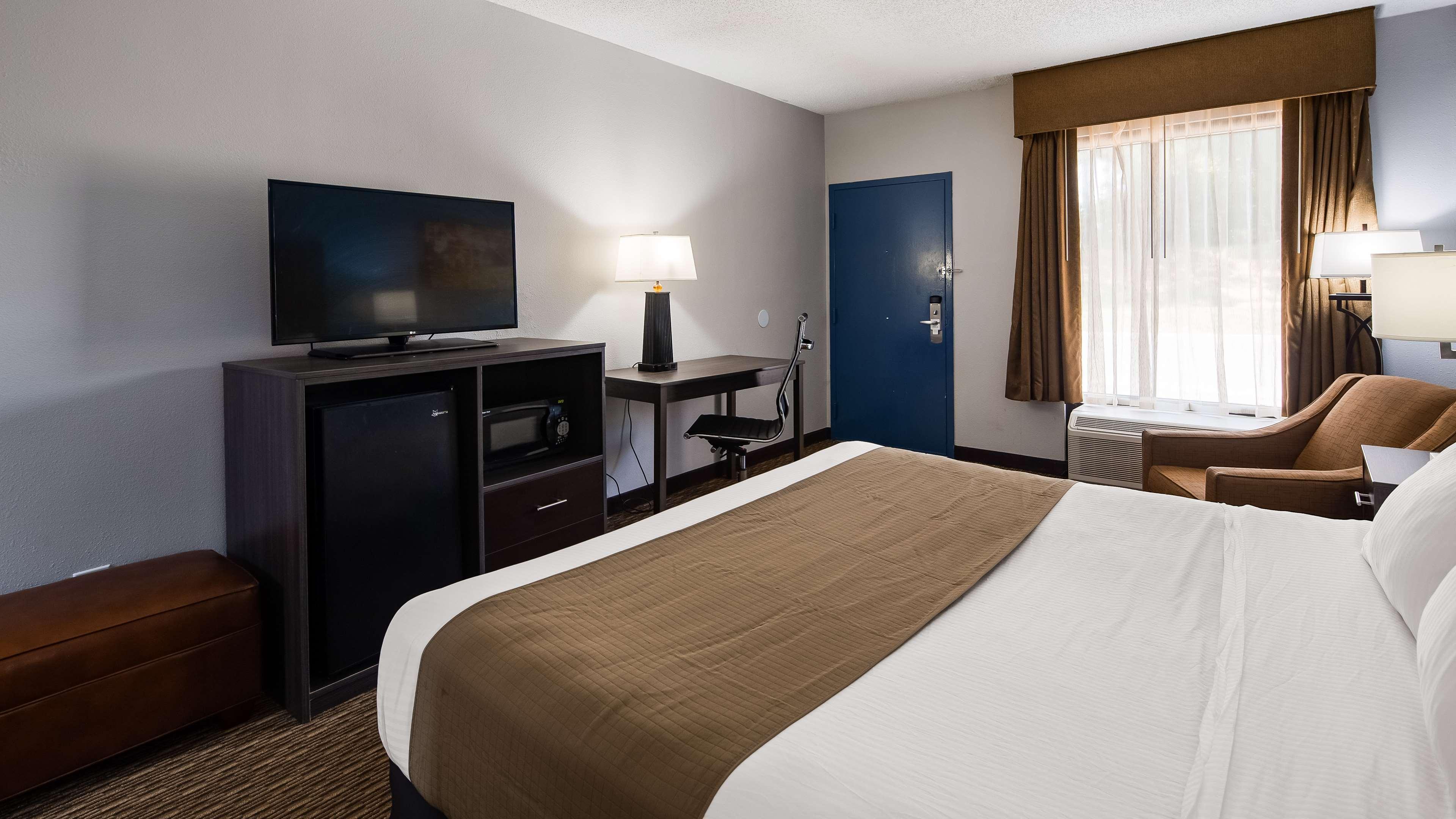 Best Western Emporia Exterior photo